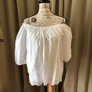 5 for 50  EUC Loft eyelet trim blouse